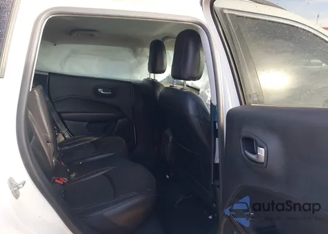 2021 Jeep Compass Limited 4X4 from USA, damaged, VIN 3C4NJDCB3MT602844